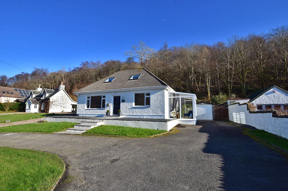 3 bed detached house for sale in Achintore Road, Fort William PH33 Zoopla