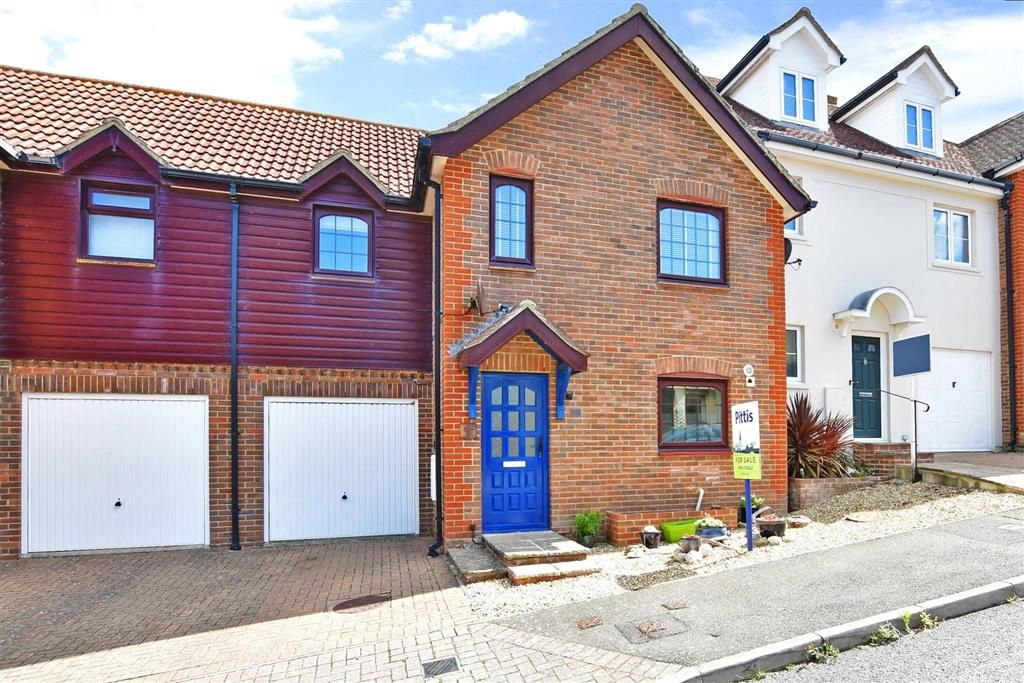 3 bed terraced house for sale in hurst point view, totland bay, isle of wight po39