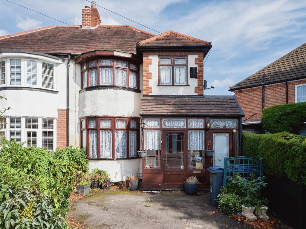 3 bed semidetached house for sale in Horrell Road, Birmingham B26, £