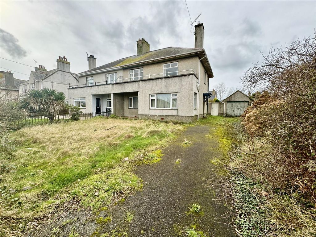 4 bed semidetached house for sale in Lon Las, Morfa Nefyn, Pwllheli