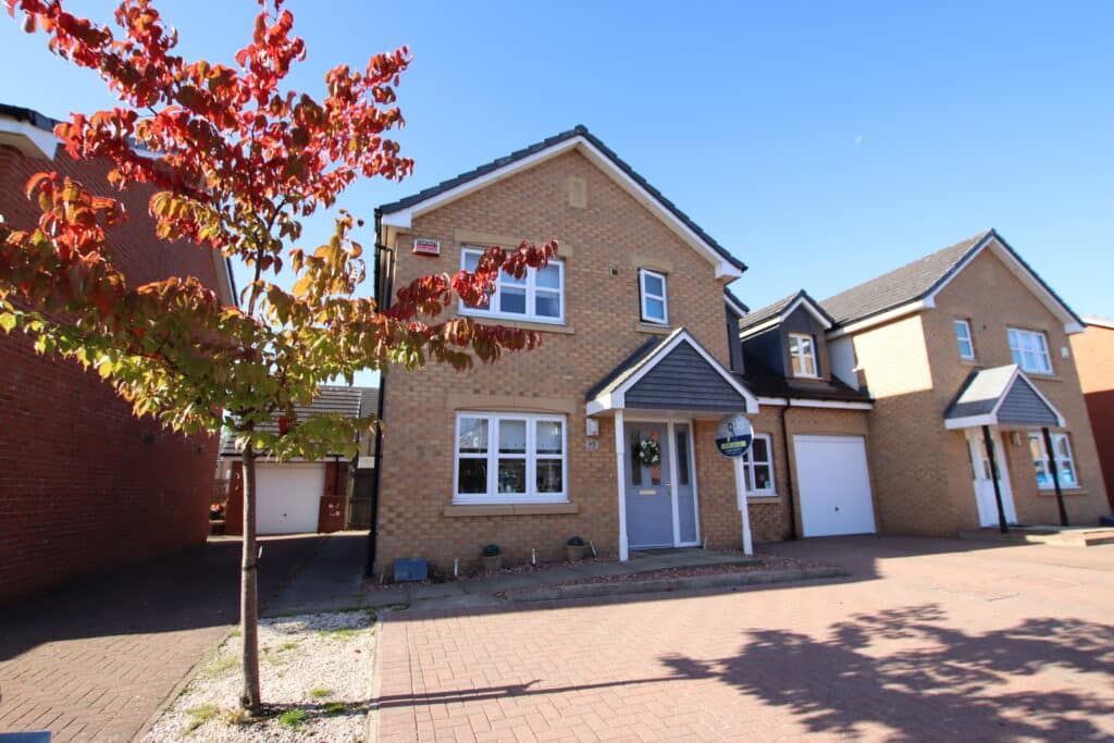 3 bed semidetached house for sale in Willowburn Avenue, Motherwell ML1, £224,999 Zoopla