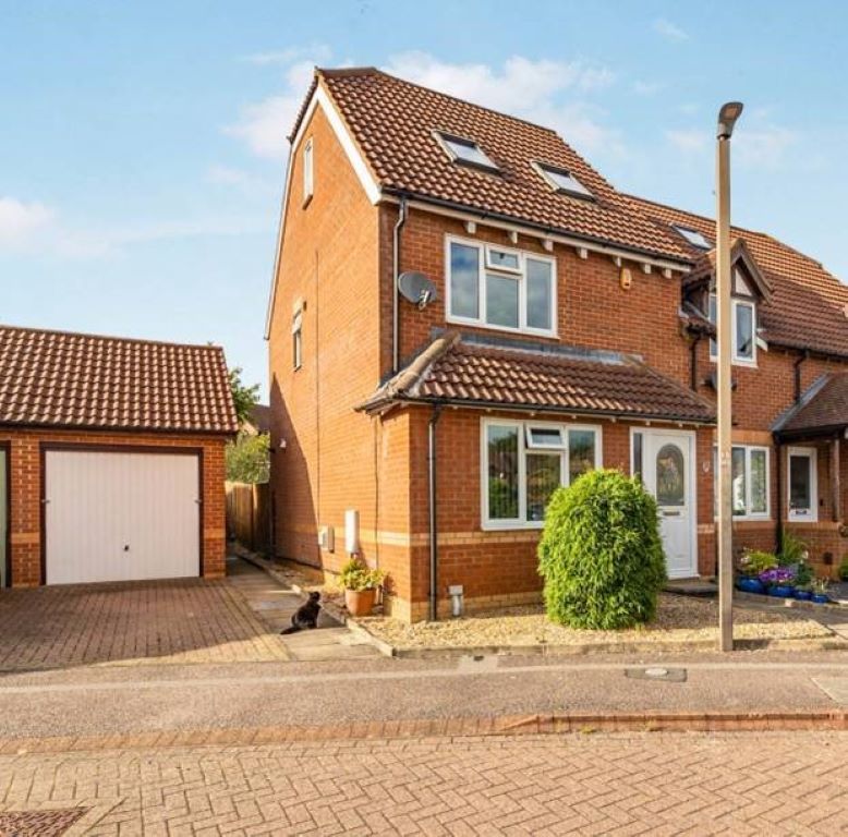 3 bed end terrace house for sale in Mithras Gardens, Wavendon Gate