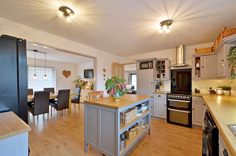 Victoria Park Wadebridge PL27  