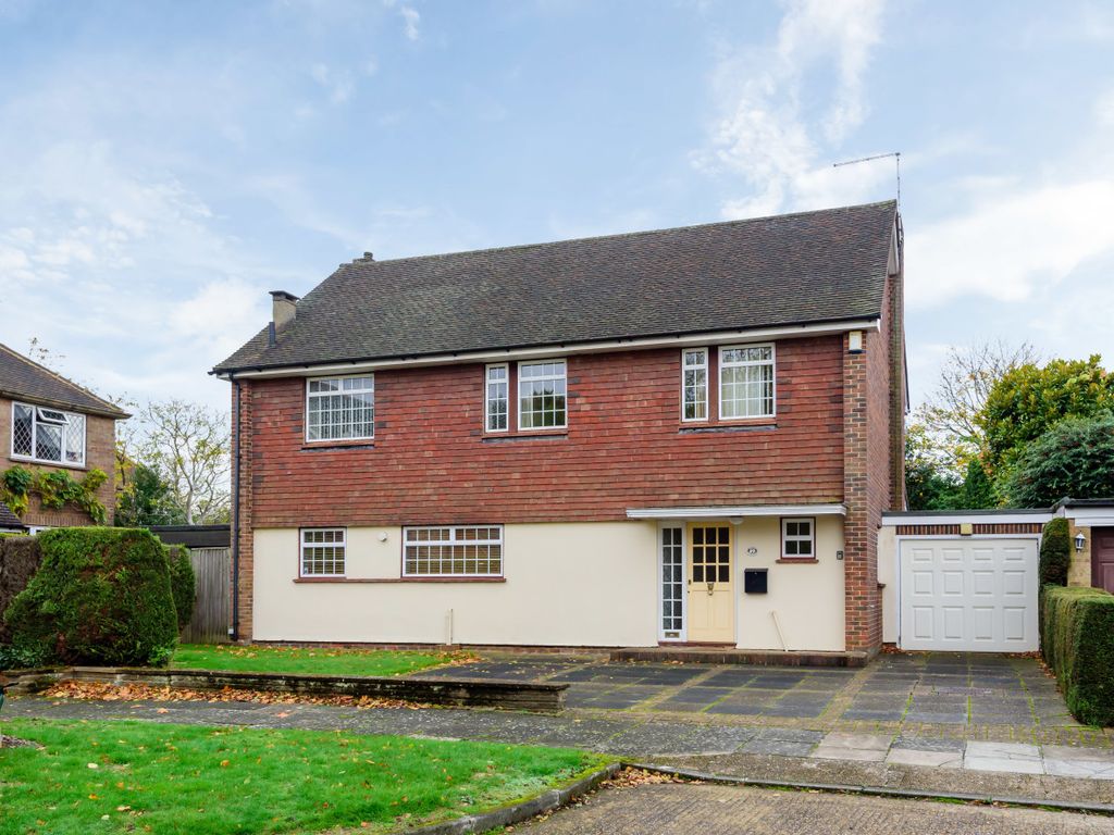 4 bed detached house for sale in Walnut Tree Close, Chislehurst, Kent BR7 Zoopla