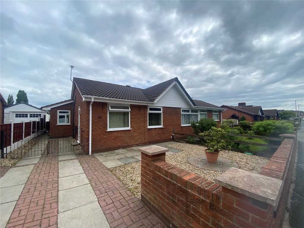 2 bed bungalow for sale in Springfield Road North, Coppull, Chorley, Lancashire PR7 Zoopla