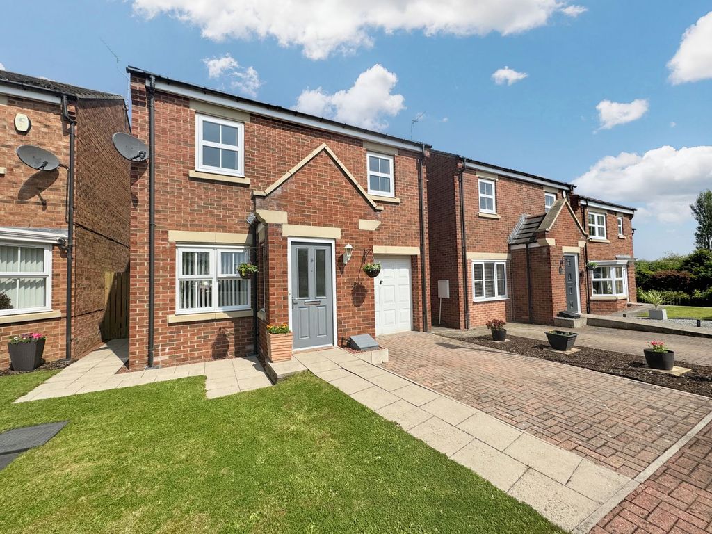 3 bed detached house for sale in Torwood Court, Cramlington NE23, £