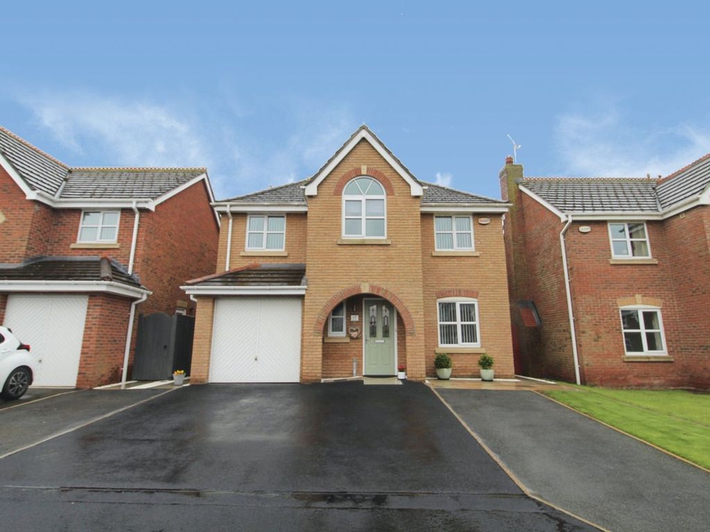 4 bed detached house for sale in Carvel Way, Burscough L40 Zoopla