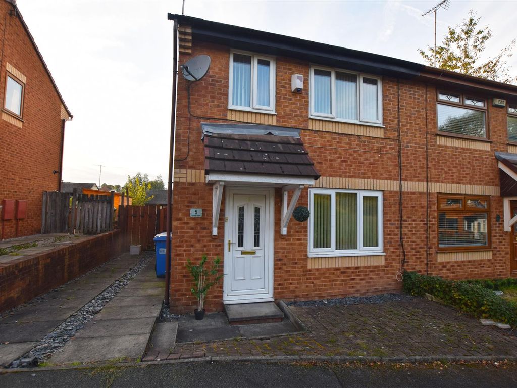 3 bed semidetached house for sale in Lynway Grove, Middleton