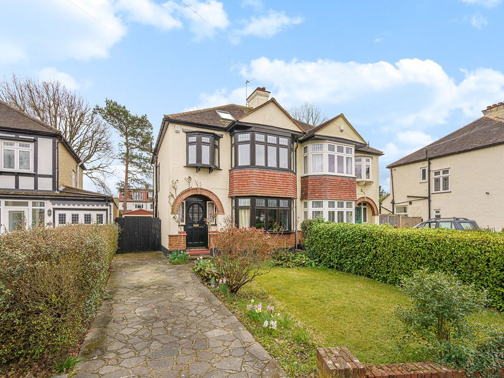 4 bed semidetached house for sale in The Avenue, West Wickham BR4 Zoopla