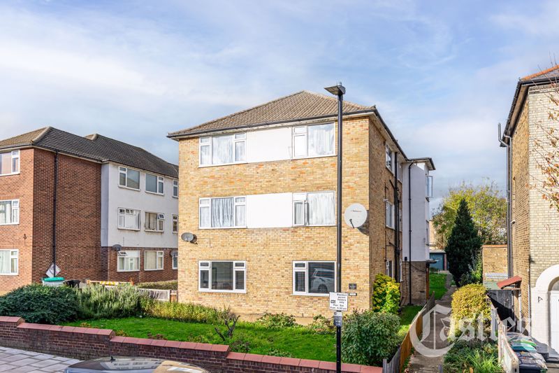 Newnham Road, London N22  