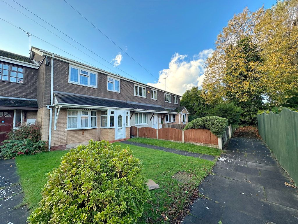 3 bed terraced house for sale in Eversley Grove, Wednesfield