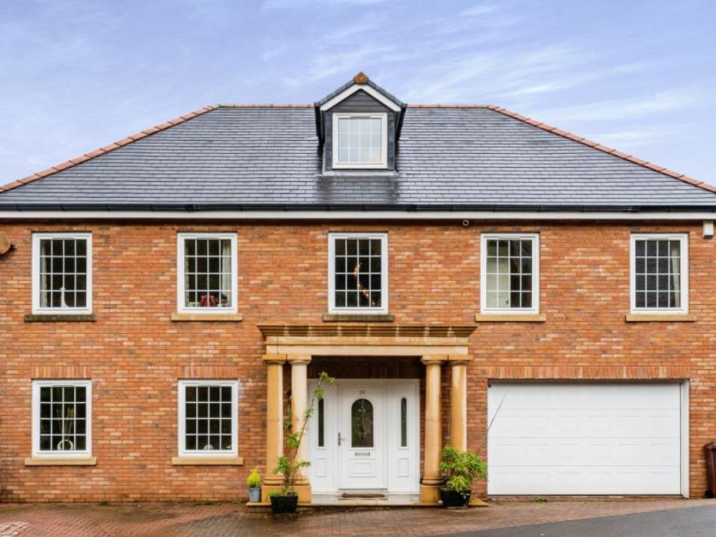 6 bed detached house for sale in Lletty Dafydd, Clyne, Neath SA11, £