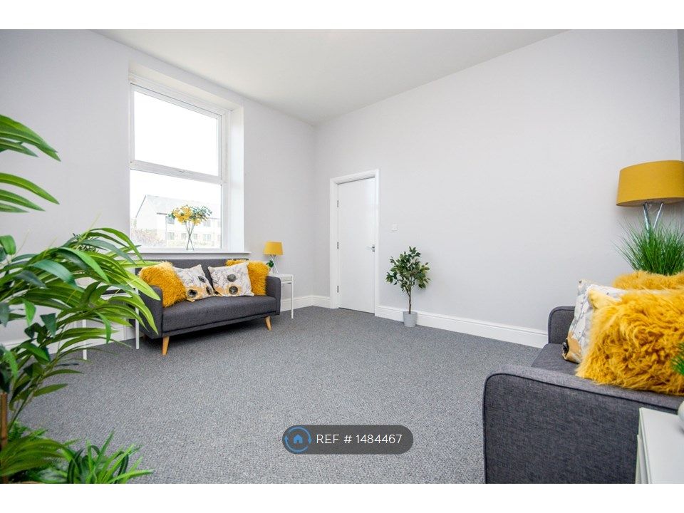 1 bed flat to rent in Rochdale Road, Bacup OL13 Zoopla