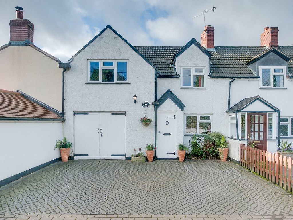 3 bed semidetached house for sale in Hinton Fields, Bournheath