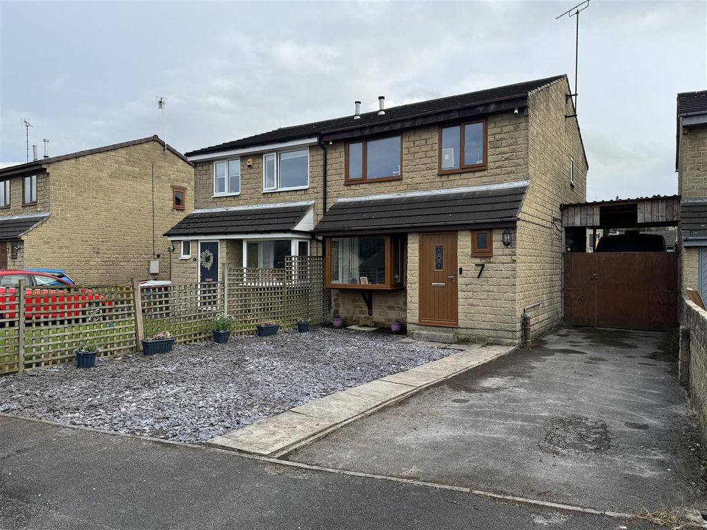 3 bed semidetached house for sale in Teasel Close, Oakenshaw, Bradford