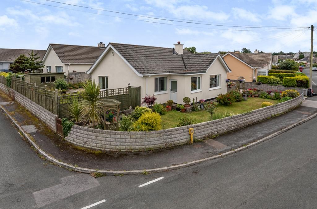 3 bed detached bungalow for sale in Westborne Road, Camborne, Cornwall