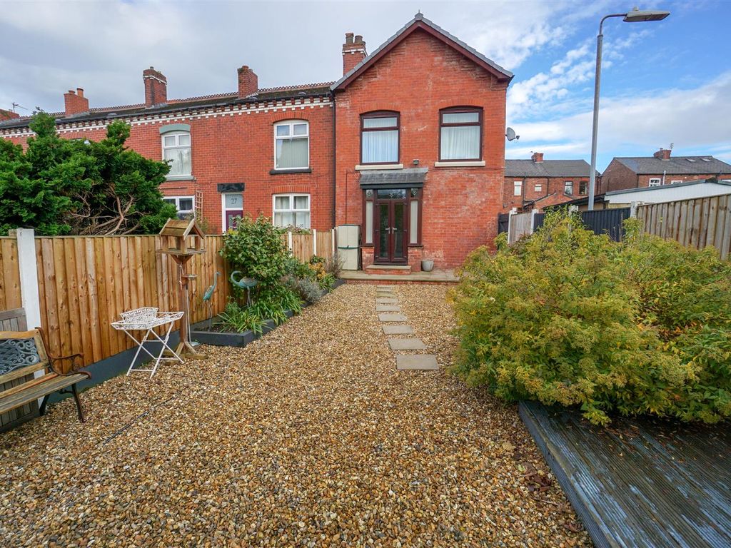 2 bed end terrace house for sale in Hunts Bank, Westhoughton, Bolton