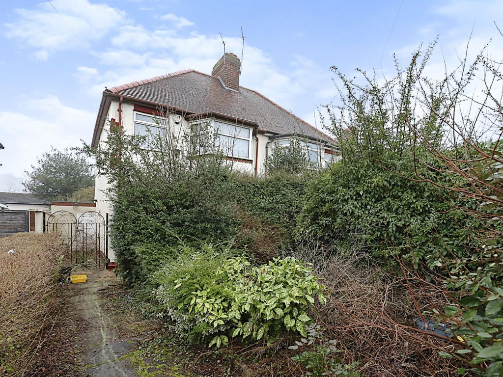 3 bed semidetached house for sale in Green Drive, Wolverhampton, West