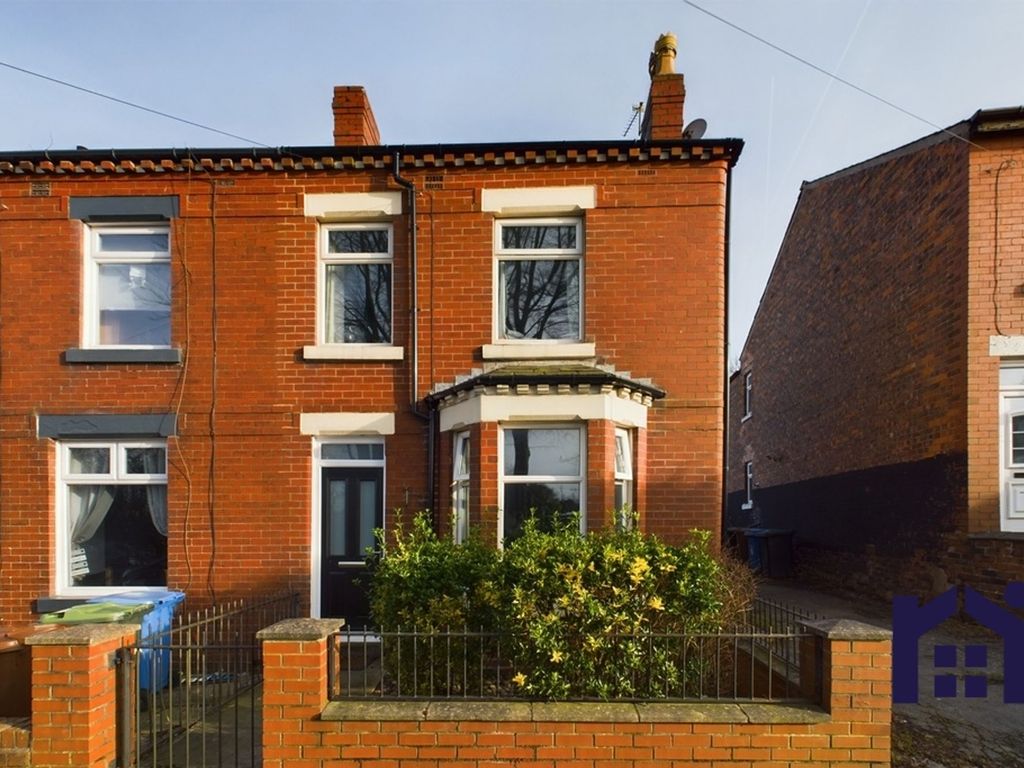 3 bed end terrace house for sale in Chapel Lane, Coppull PR7, £170,000