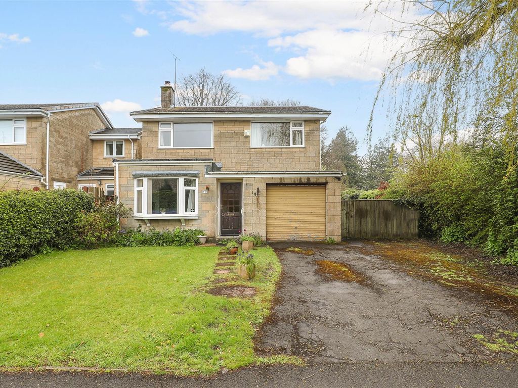 4 bed detached house for sale in Cambridge Way, Minchinhampton, Stroud