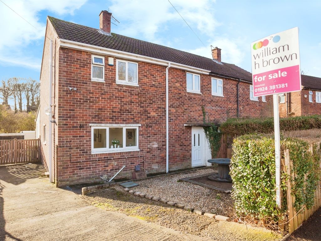 3 bed semidetached house for sale in Woodmoor Road, Wakefield WF2, £