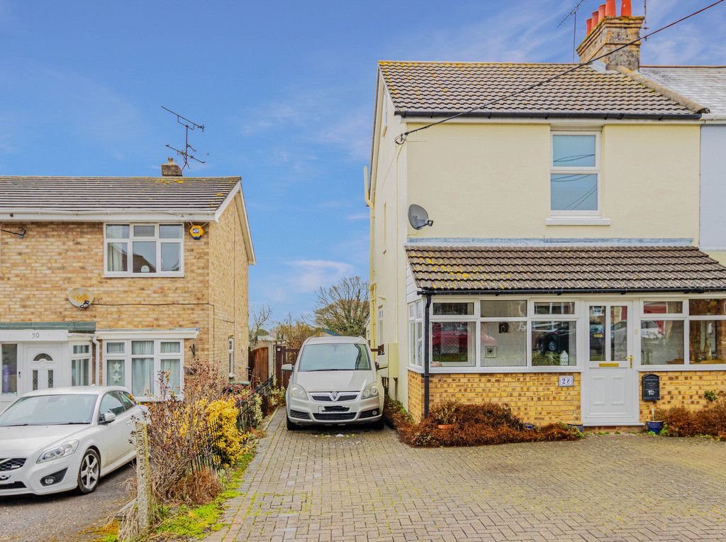3 bed semidetached house for sale in Strawberry Lane, Colchester CO5