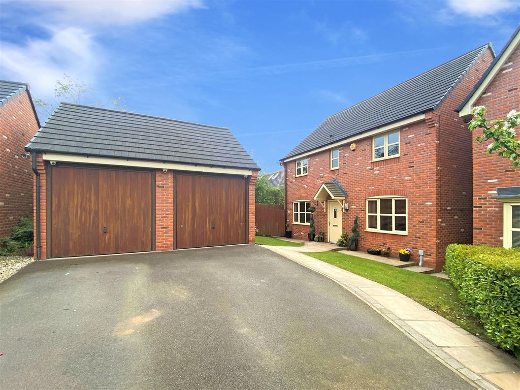 4 bed detached house for sale in Sweet Briar Court, Astbury, Congleton