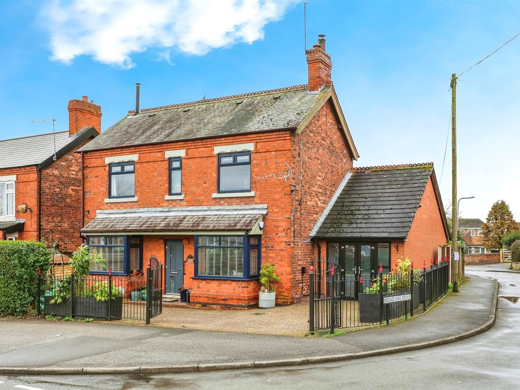 3 bed detached house for sale in Broad Lane, Brinsley, Nottingham NG16