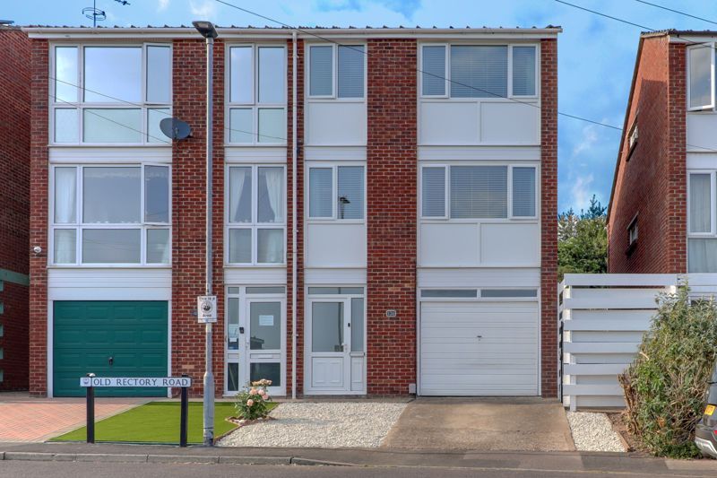 4 bed property to rent in Old Rectory Road, Farlington, Portsmouth PO6, £1,450 pcm Zoopla