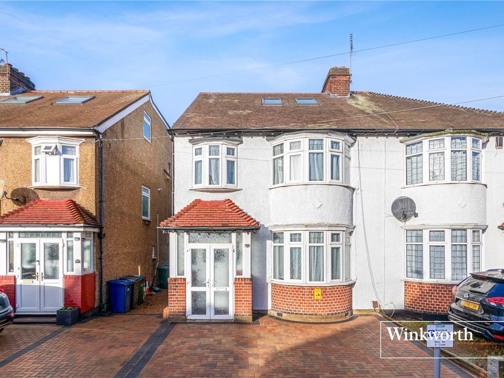 4 bed semidetached house for sale in Vines Avenue, Finchley, London N3