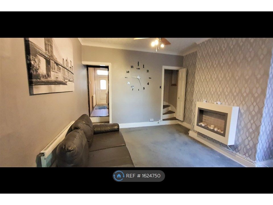 2 bed terraced house to rent in Leeming Lane South, Mansfield Woodhouse