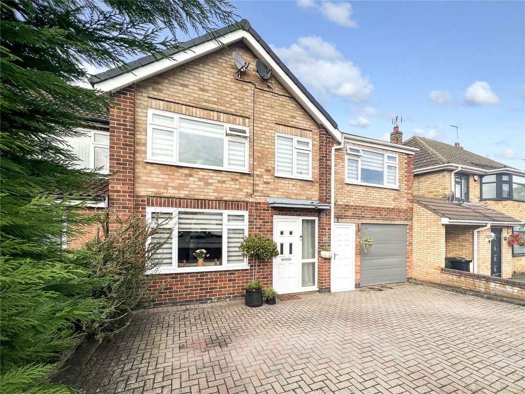 4 bed semidetached house for sale in Ruskington Drive, Wigston