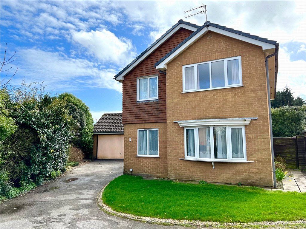 4 bed detached house for sale in Vine Farm Road, Poole, Dorset BH12