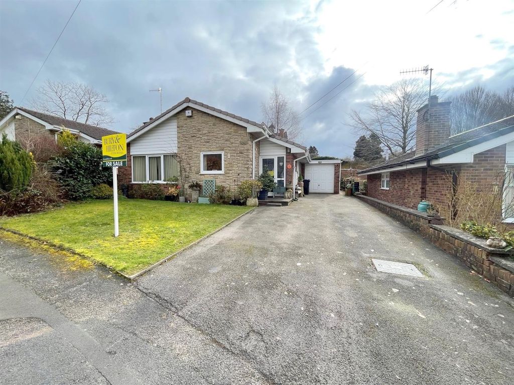 3 bed detached bungalow for sale in Cornhill Gardens, Leek ST13 Zoopla