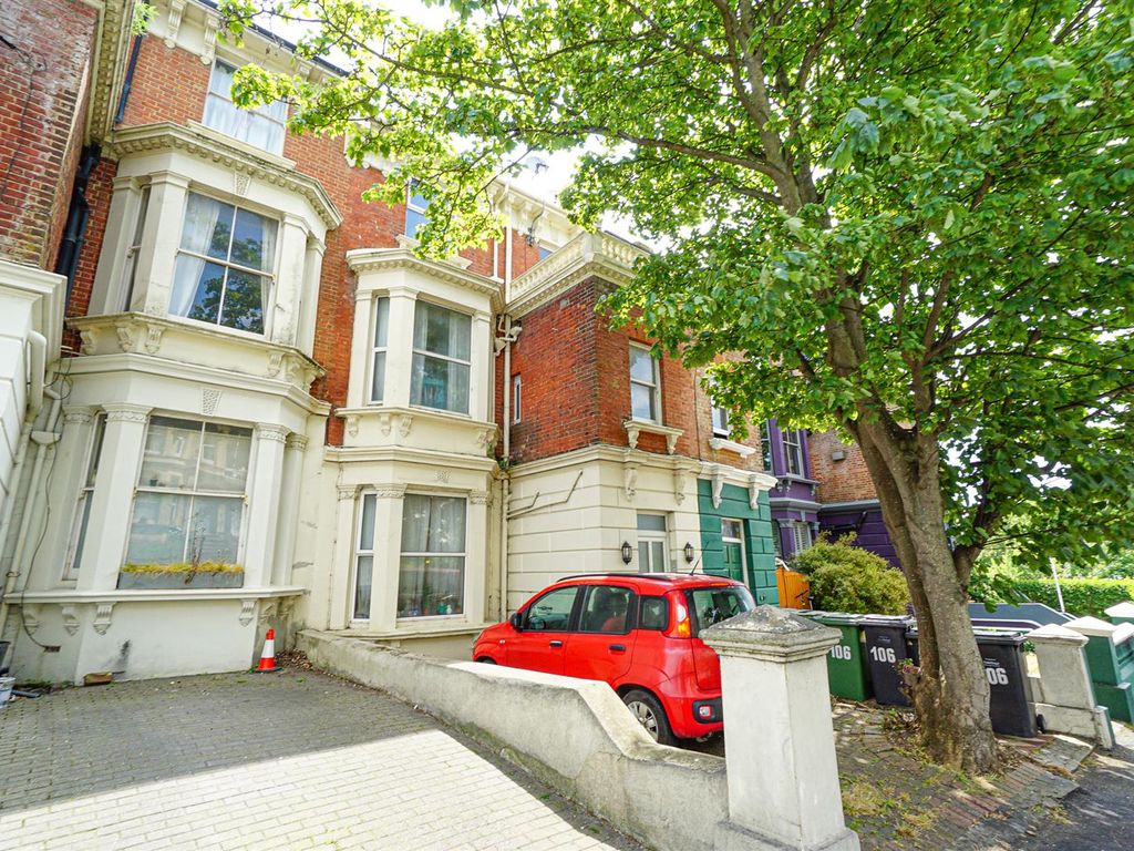 2 bed flat for sale in Braybrooke Road, Hastings TN34 Zoopla