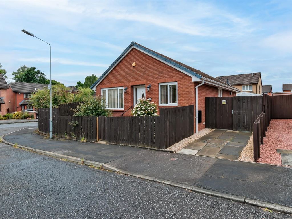 3 bed detached bungalow for sale in Alford Quadrant, Wishaw ML2, £