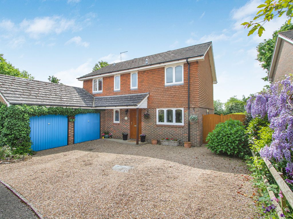 4 bed detached house for sale in Cowden Close, Horns Road, Hawkhurst