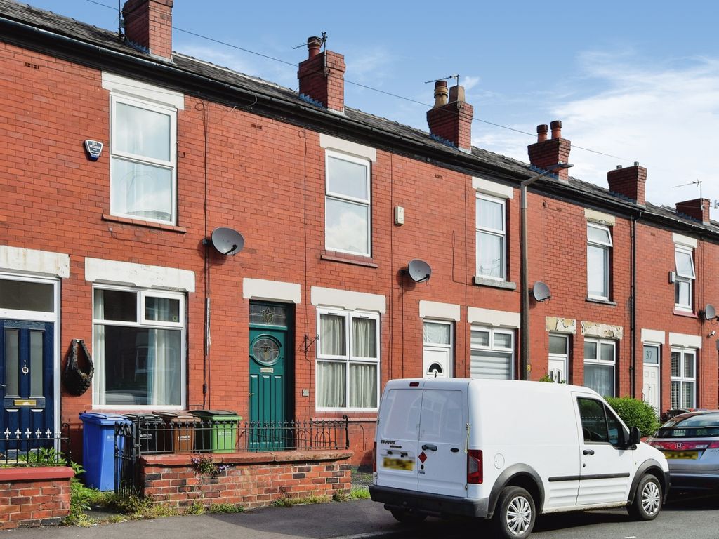 2 bed terraced house to rent in Alldis Street, Stockport, Cheshire SK2
