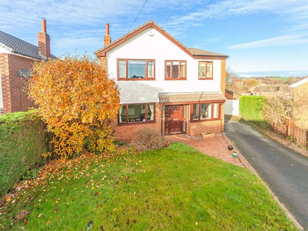 5 bed detached house for sale in Cambridge Grove, Kippax, Leeds LS25