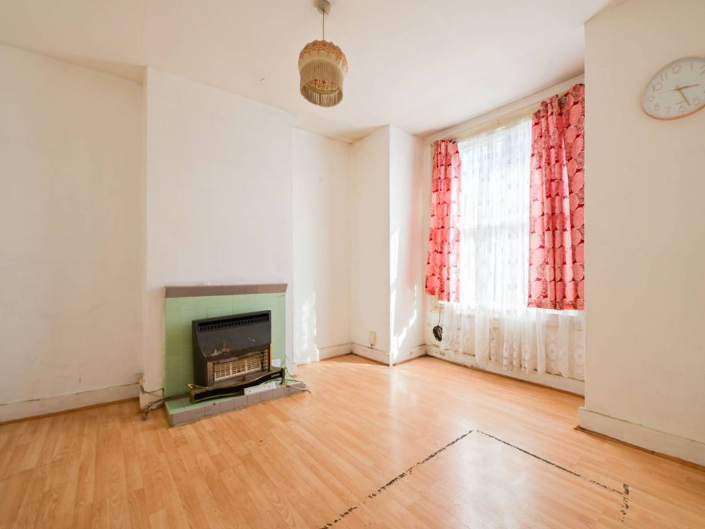 3 bed terraced house for sale in Pelham Road, Hornsey, London N22, £500,000 Zoopla