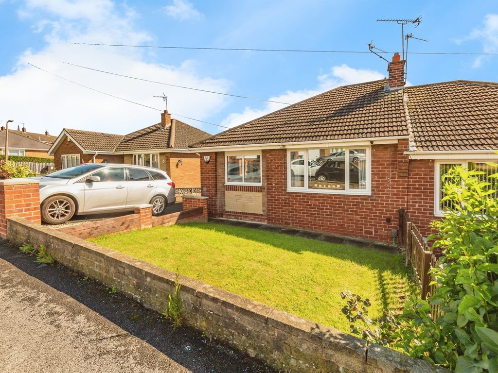 2 bed semidetached bungalow for sale in Way, Barnsley S71, £
