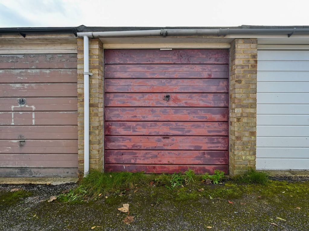 Parking/garage for sale in Badgers Close, Guildford GU2, £35,000 Zoopla