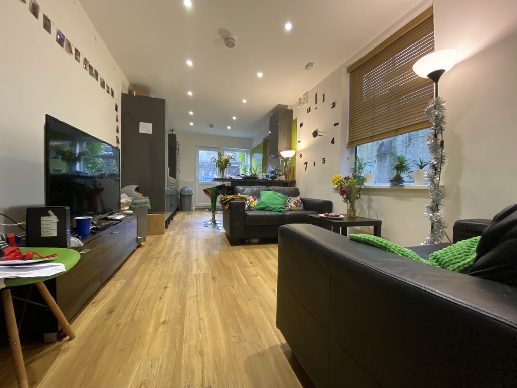 6 bed terraced house to rent in Tewkesbury Street, Cathays, Cardiff