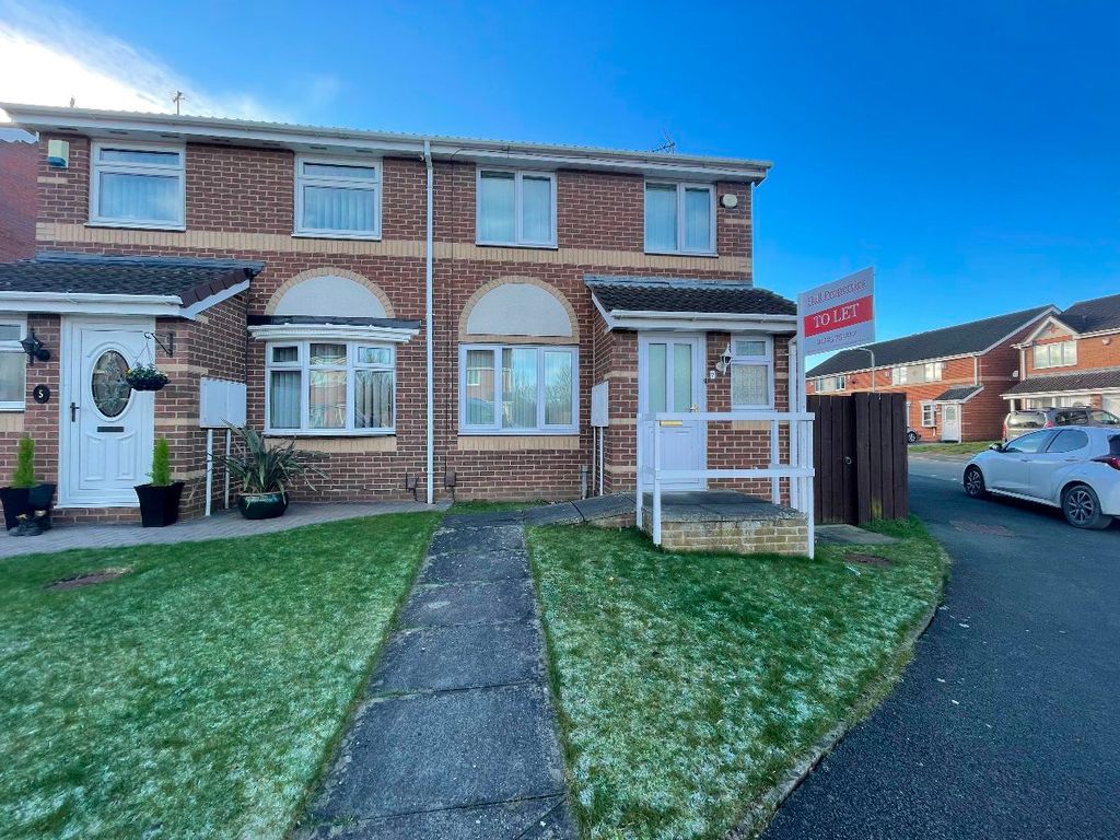 3 bed semidetached house to rent in St. Johns Close, StocktonOnTees