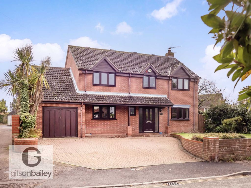 4 bed detached house for sale in The Street, Blofield NR13, £525,000