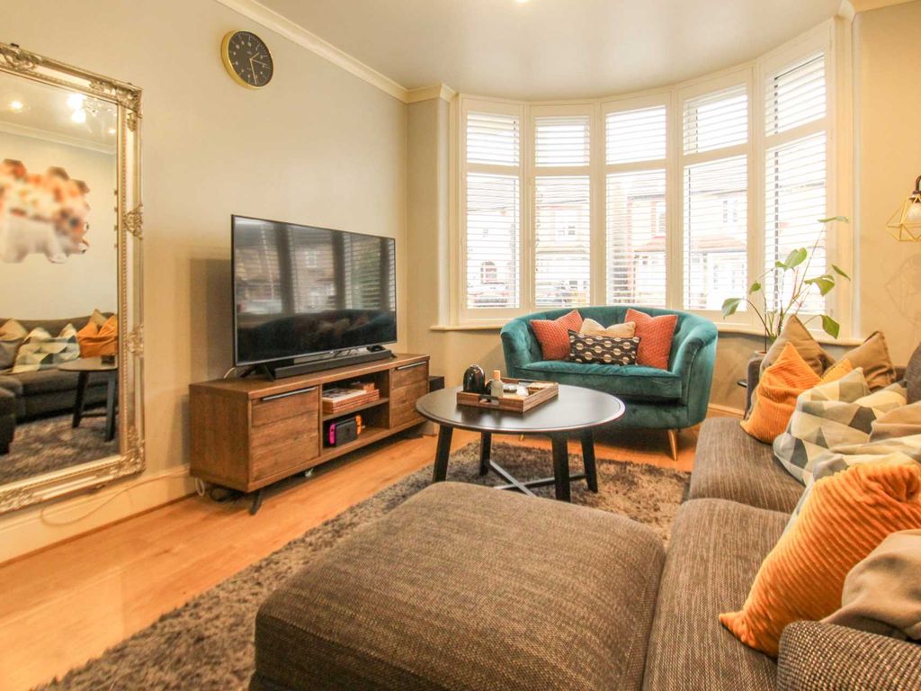 3 bed terraced house for sale in Brights Avenue, Rainham RM13, £390,000