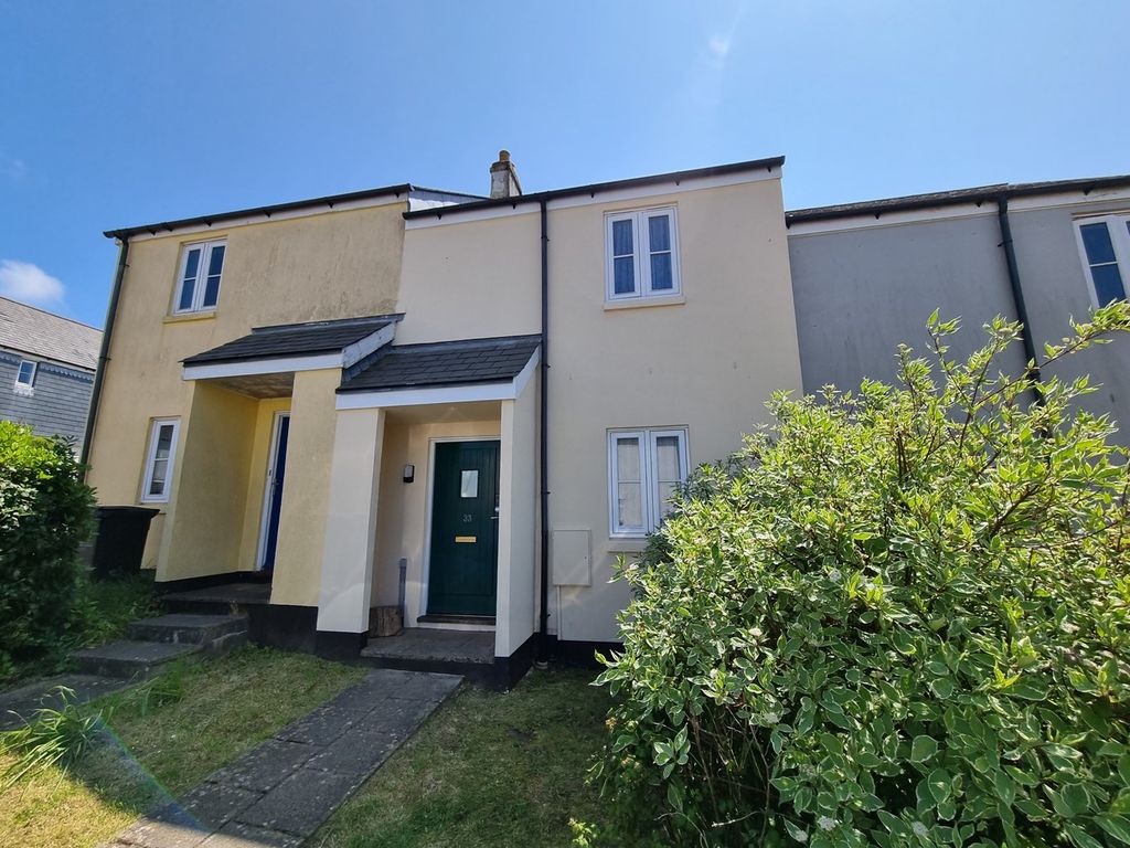 2 bed property to rent in Lister Way, East Allington, Totnes TQ9, £900
