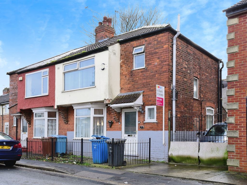 3 bed semidetached house for sale in Welton Grove, Hull HU6, £150,000