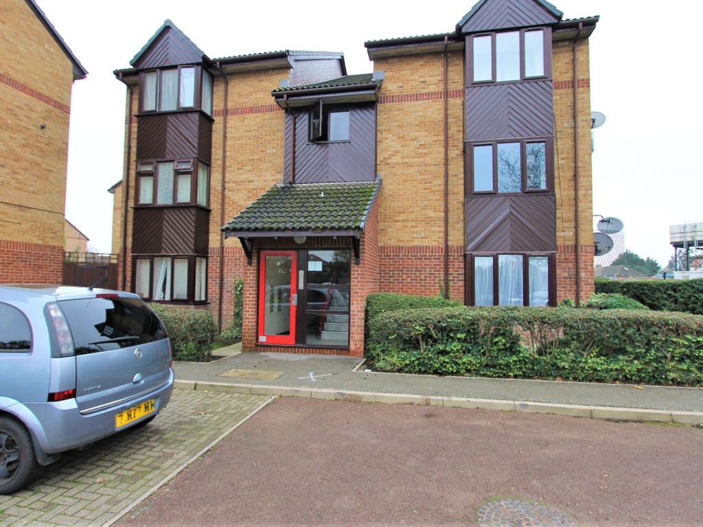 Parr Close, London N9