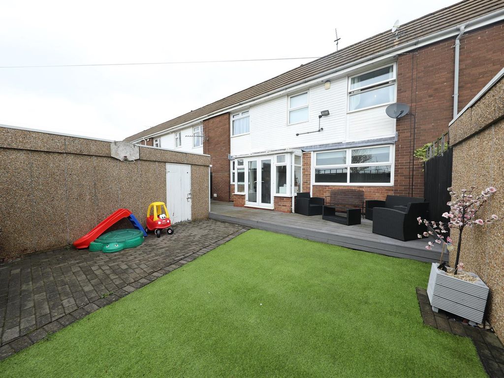 3 bed terraced house for sale in Dulverton Close, Bransholme, Hull HU7